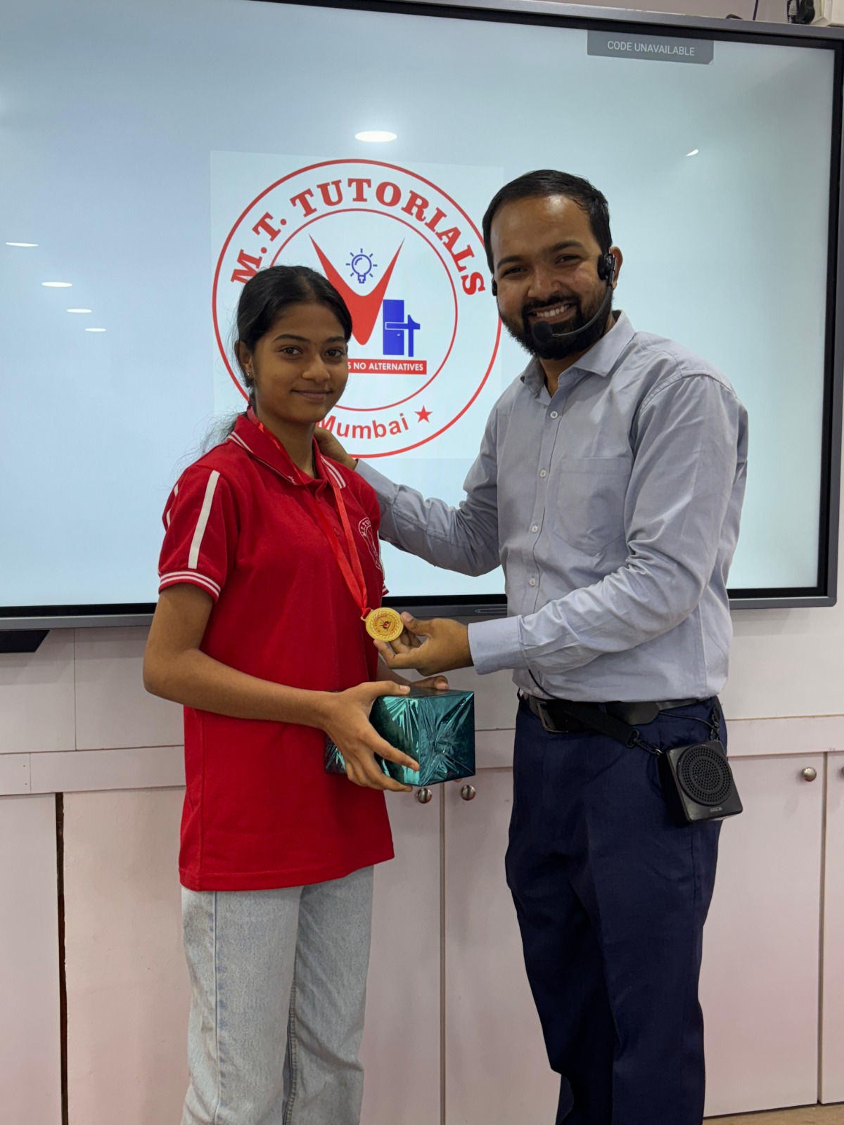 NEET and JEE student success at M.T. Tutorials coaching classes in Vasai Virar with top exam results