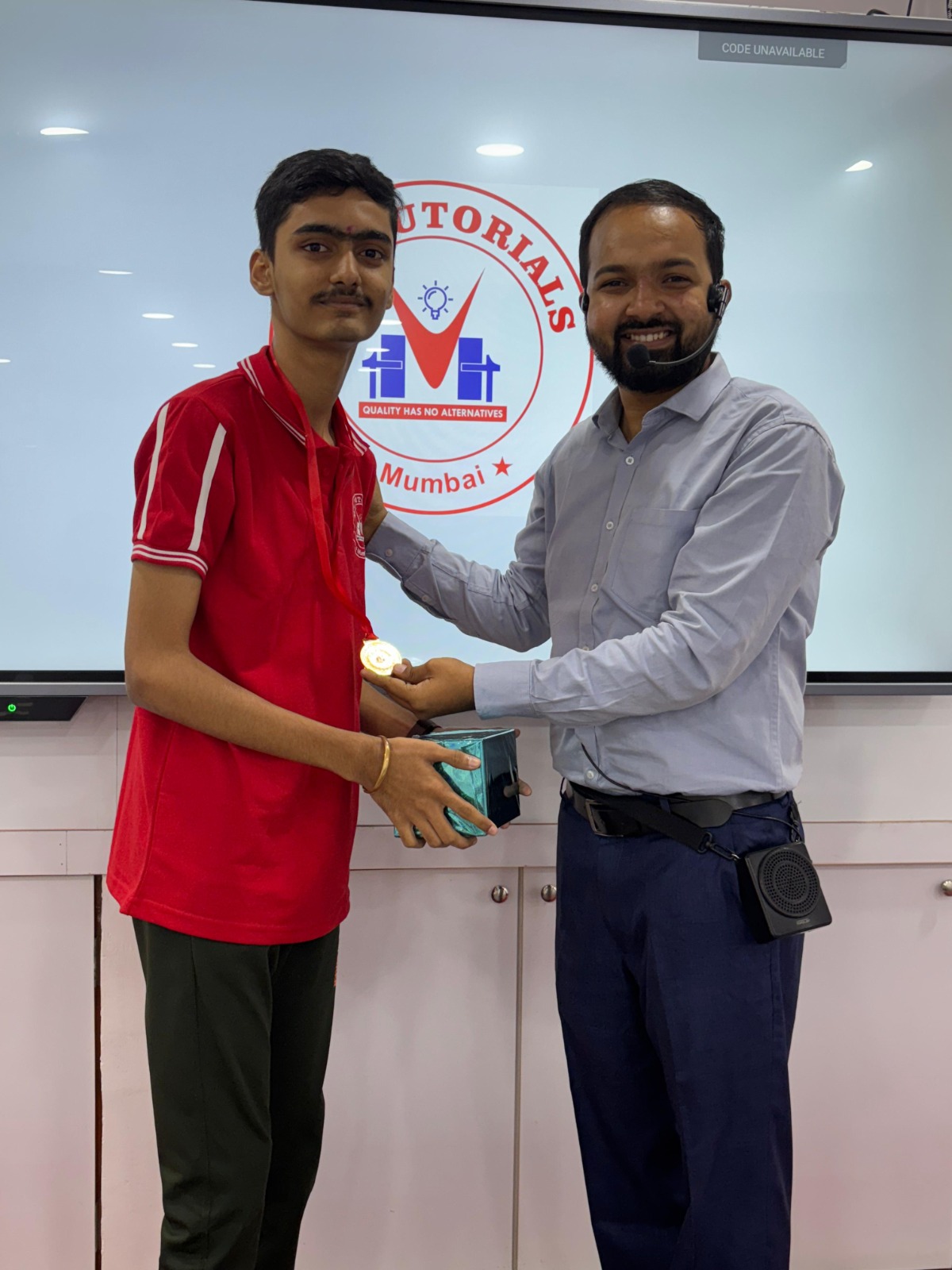 NEET and JEE student success at M.T. Tutorials coaching classes in Vasai Virar with top exam results